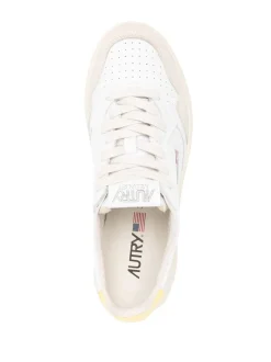 AUTRY MEDALIST in Suede White, Lemongrass