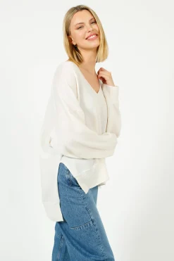 C-RUSH Simone Slouchy V in Organic White