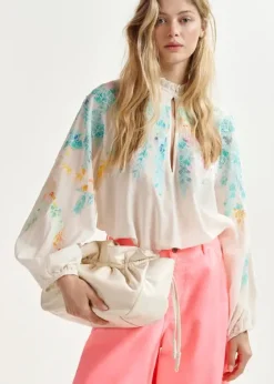 EA Hitrus Appliqued Top in Off White