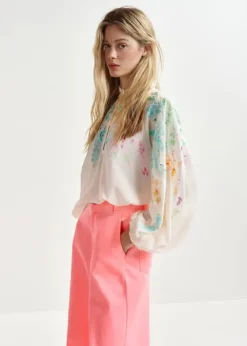 EA Hitrus Appliqued Top in Off White