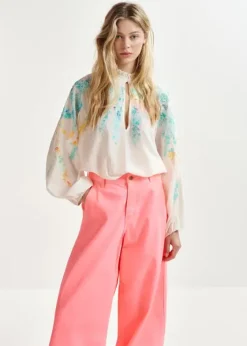 EA Hitrus Appliqued Top in Off White