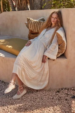 FAUNE Dahlia Dress in Oyster