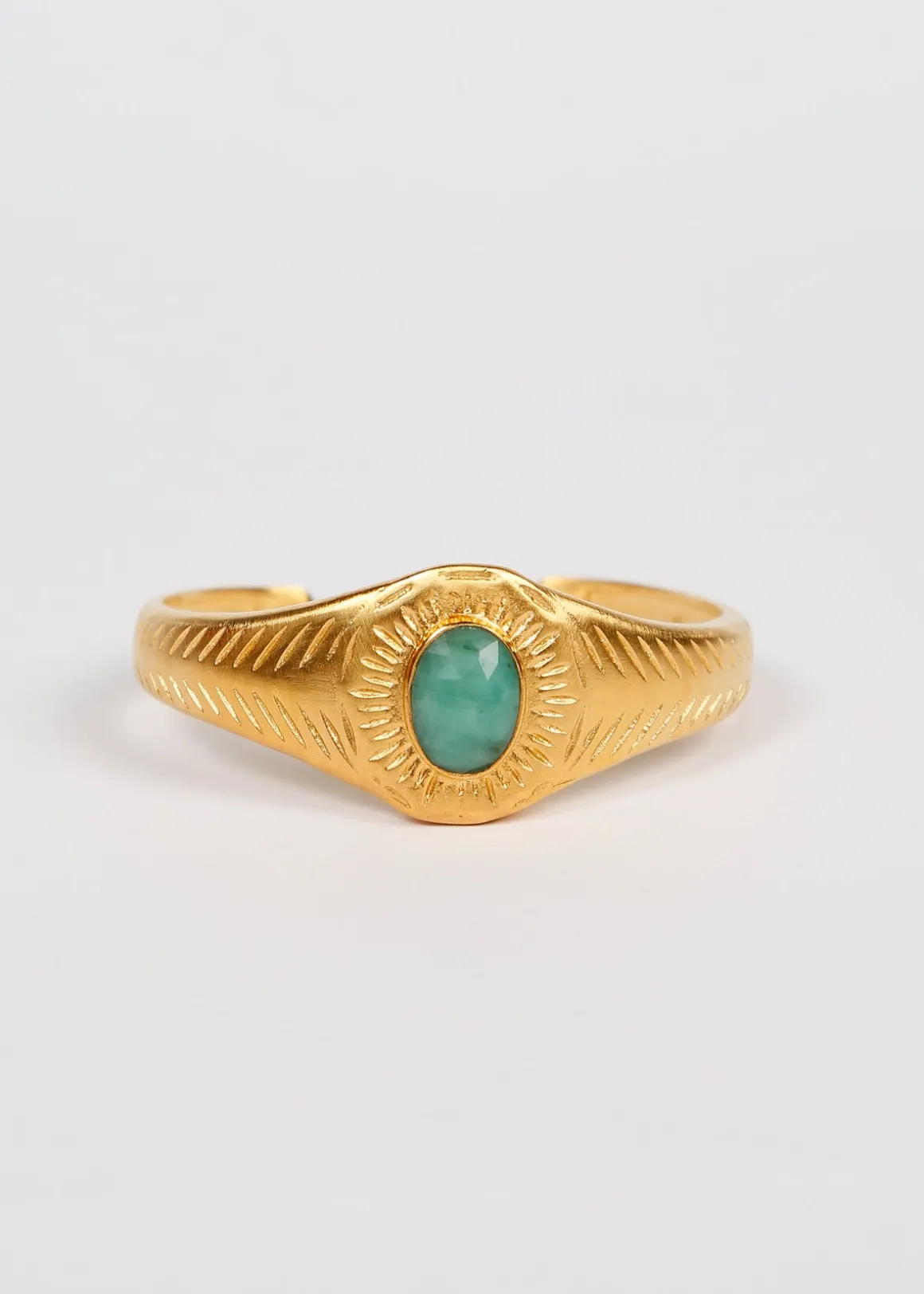 HANKA Osiris Bangle in Raw Emerald