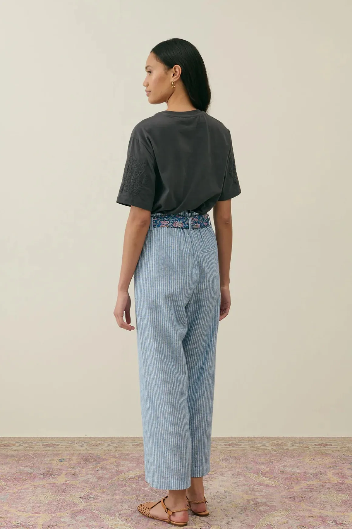 LM Lauriane Tee in Charcoal