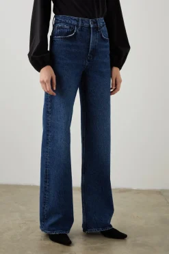 RAILS Getty in Moonlit Ocean