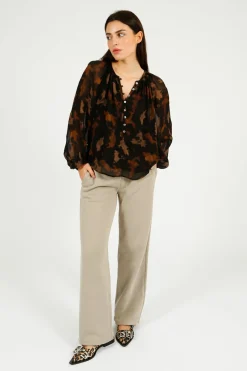 RAILS Indi Blouse in Diffused Sandstone
