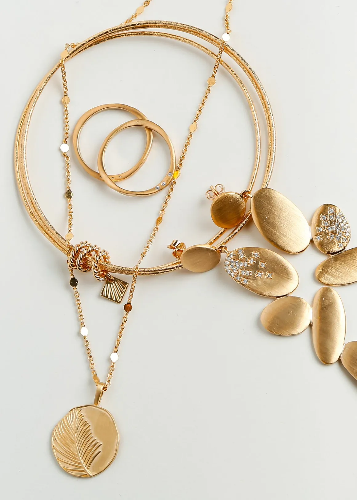 YLUME Large Pebble Earrings